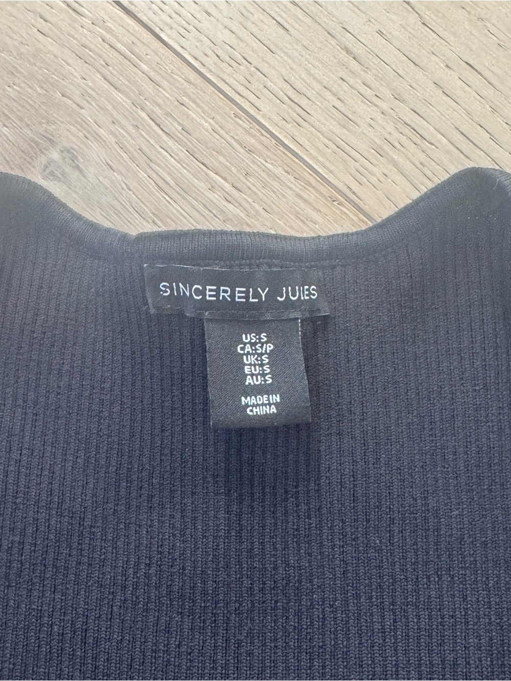 Sincerely Jules Black Ribbed Square-Neck Crop Tank - Picture 2 of 2